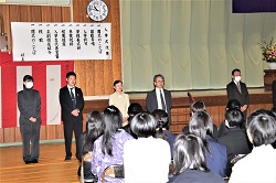 担任紹介